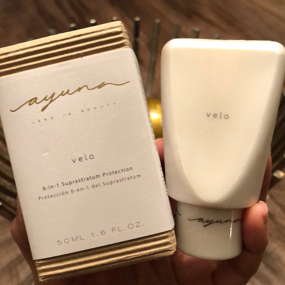 Ayuna Velo 6-in-1 Protection. Brand new in box!